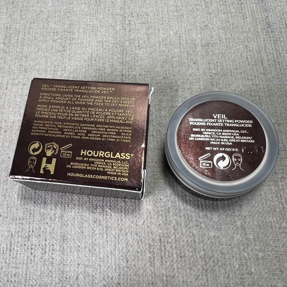 ❤️3 for $30❤️ HOURGLASS Veil Translucent Setting Powder mini - Picture 3 of 7